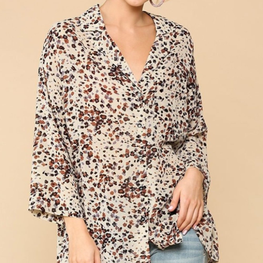 GIGIO/UMGEE Animal Print Button Down Long Sleeve Top